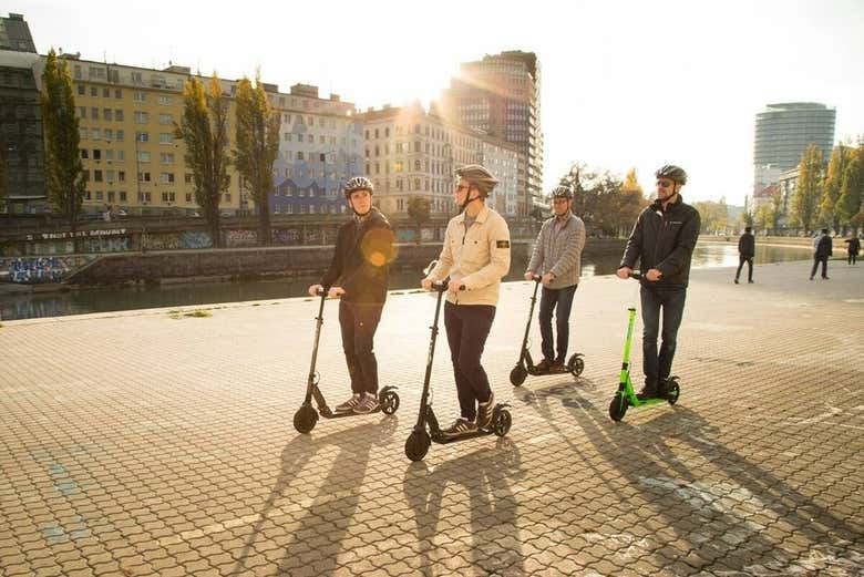 Parcourez Cracovie en trottinette électrique