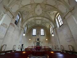 Synagogue Isaac, intérieur